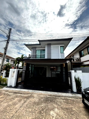เช่าบ้านเดี่ยว ชลบุรี : บ้านสวย เดินทางสะดวก  บ้านฟ้ากรีนเนอรี่ ลอฟท์ พัทยา 3ห้องนอน 2ห้องน้ำ 32 ตรว 128 ตรม