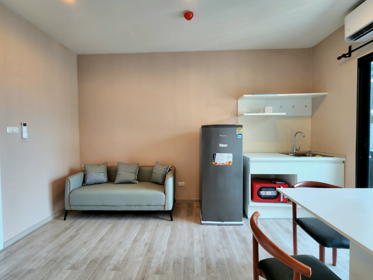 รูป **ห้องว่างครับ ทิศเหนือ รีโนเวทใหม่ มีเครื่องซักผ้า**ให้เช่า: พลัมคอนโด เซ็นทรัล สเตชั่น** มาดูนะเดี๋ยวไปก่อน!! ชั้นสูงวิวสวย SN490.88 - รูปที่ 38/90