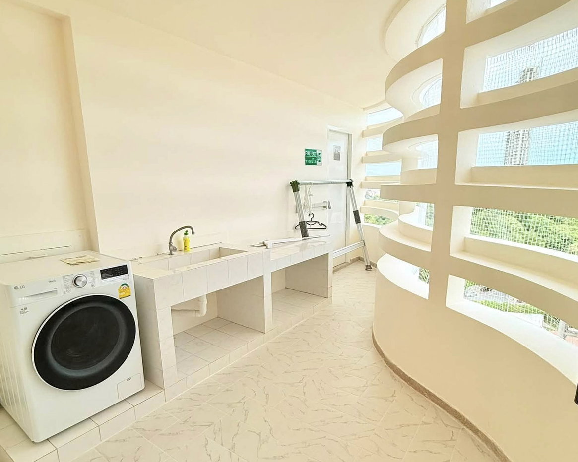 picture Royal Cliff Garden Luxury Sea View Condo for Rent Pratumnak - 16/18