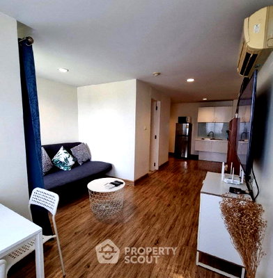 Condos for rent : 2-BR Condo at J.W. Boulevard Srivara Condominium in Phlapphla (ID 3110523)