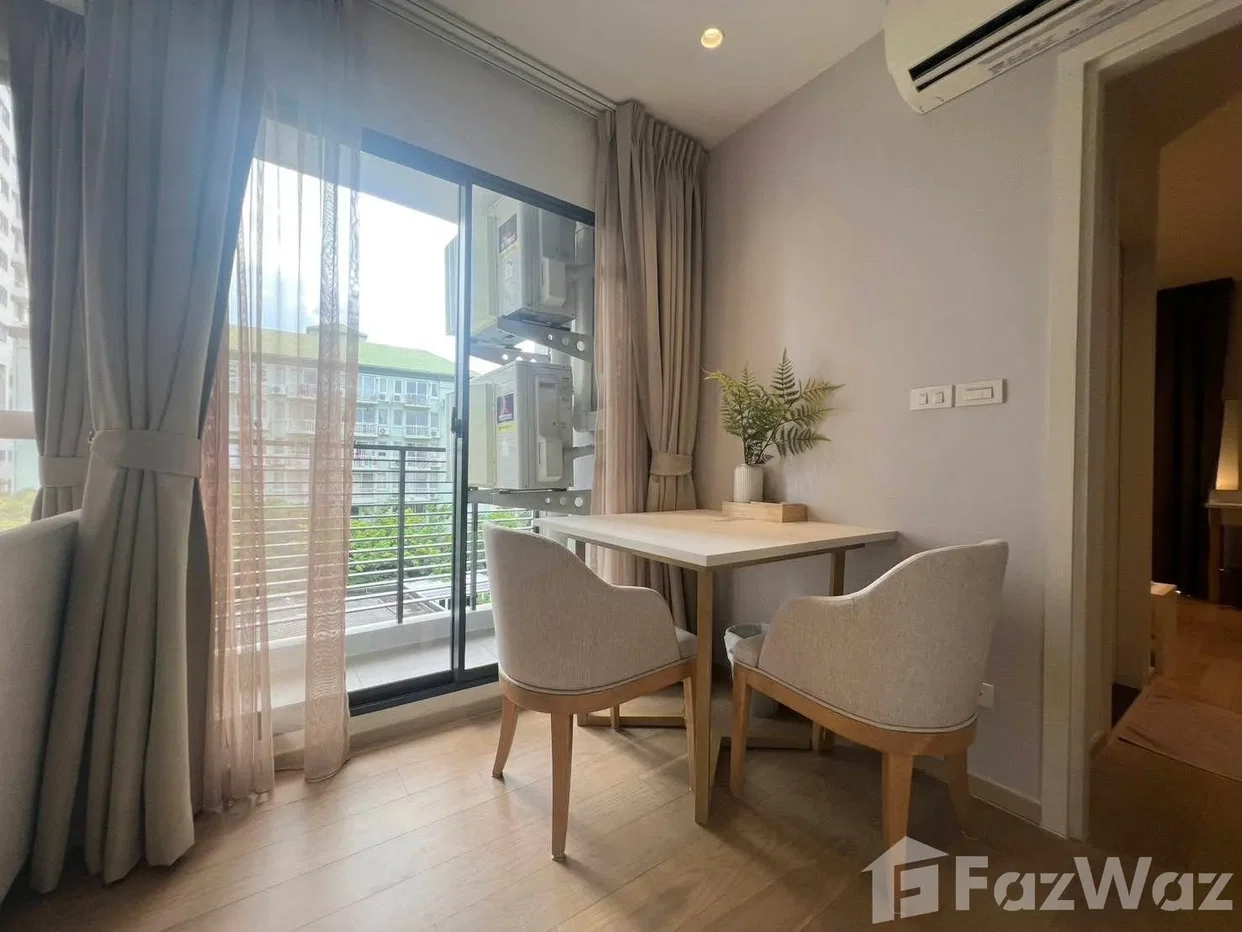 picture 1 Bedroom Corner Unit 6597730 - 13/14