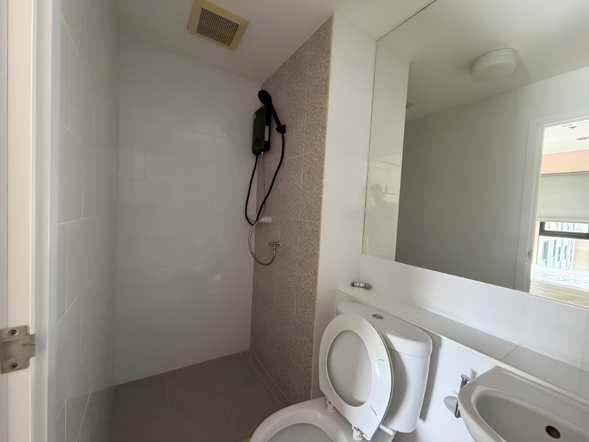 รูป **ห้องว่างครับ ทิศเหนือ รีโนเวทใหม่ มีเครื่องซักผ้า**ให้เช่า: พลัมคอนโด เซ็นทรัล สเตชั่น** มาดูนะเดี๋ยวไปก่อน!! ชั้นสูงวิวสวย SN490.88 - รูปที่ 14/90