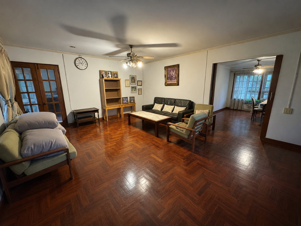 รูป ให้เช่า บ้านเดี่ยวสไตล์ยุโรป วิภาวดีรังสิต 64 – แจ้งวัฒนะ 1 | 129 ตร.วา | 5 ห้องนอน | เหมาะอยู่อาศัยและ Home Office | ใกล้รถไฟฟ้าสายสีแดง - รูปที่ 10/20