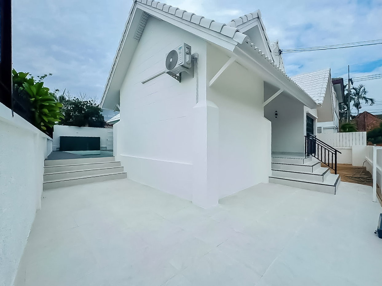 รูป Luxury Pool Villa for Sale Thung Klom Tan Man East Pattaya - รูปที่ 9/10
