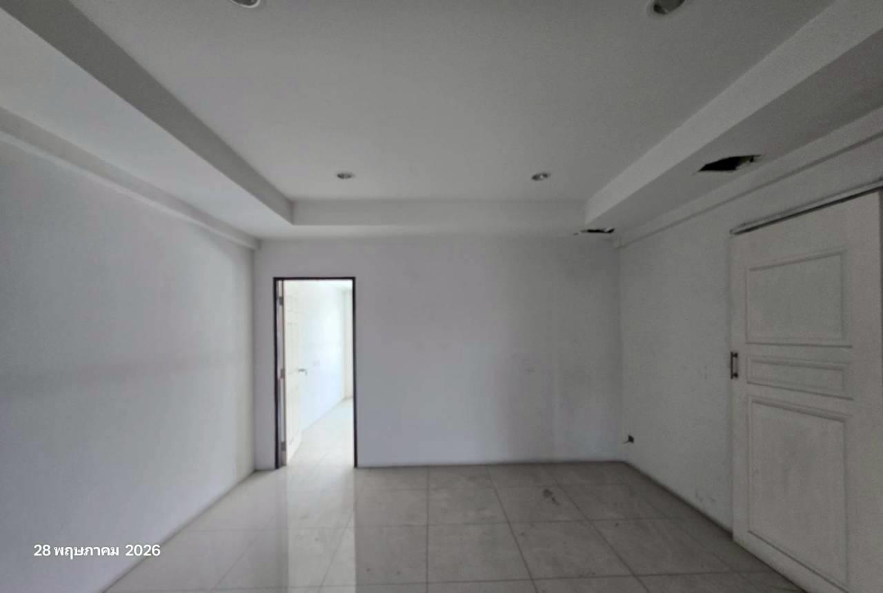 picture SHOP HOUSE 43 Sq.w. Muang Chon Buri Chonburi for 16M - 38/58