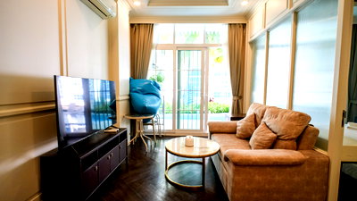Condos for rent : Grand Florida Pool Access Condo for Rent Pattaya