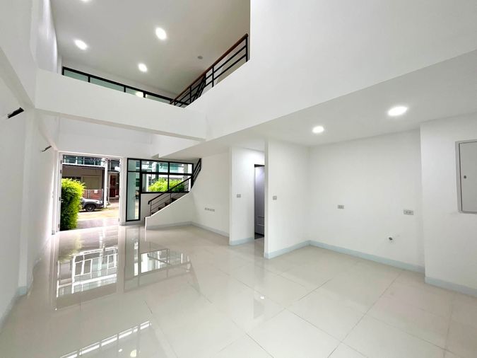 3-bed home office for sale, 190 sqm, 22.4 sq wah, KASA DEVA Sathon - Kalapaphruek