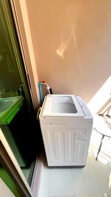 Condos for rent Big C Super Center South Pattaya  : Condo in a great location, convenient transportation, and a pool view.
