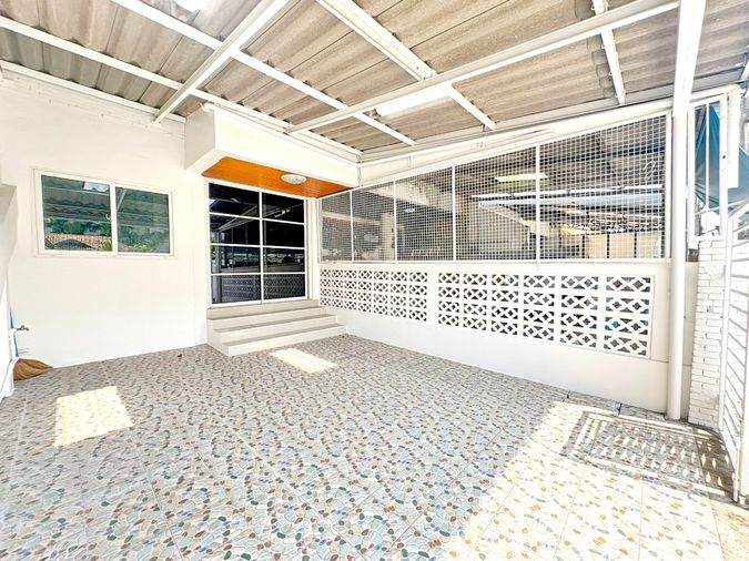 6-bed home office for sale, 288 sqm, 24 sq wah, Din Daeng
