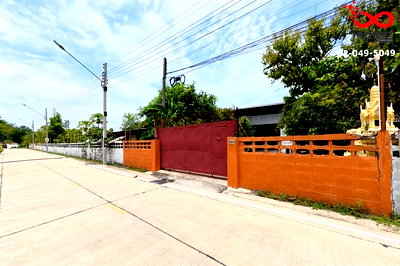 ที่ดิน ถนนบางนา - ตราด : ขายโกดัง พร้อมที่ดิน 2 ไร่ 351 ตร.ว. ถนนบางนา-ตราด กม.6 วัดคลองปรัดเปรียง ถนนบัวนครินทร์ 