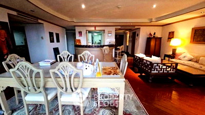 Condos for sale : 3-BR 211 Sqm Condo For Sale, Somkid Gardens Near BTS Chit Lom (ID 2542059)