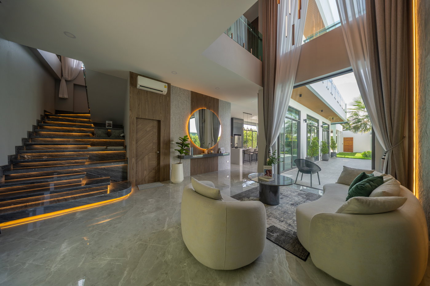 รูป Pool Villa 4 Bedroom for Sale in Huai Yai Pattaya - รูปที่ 13/33