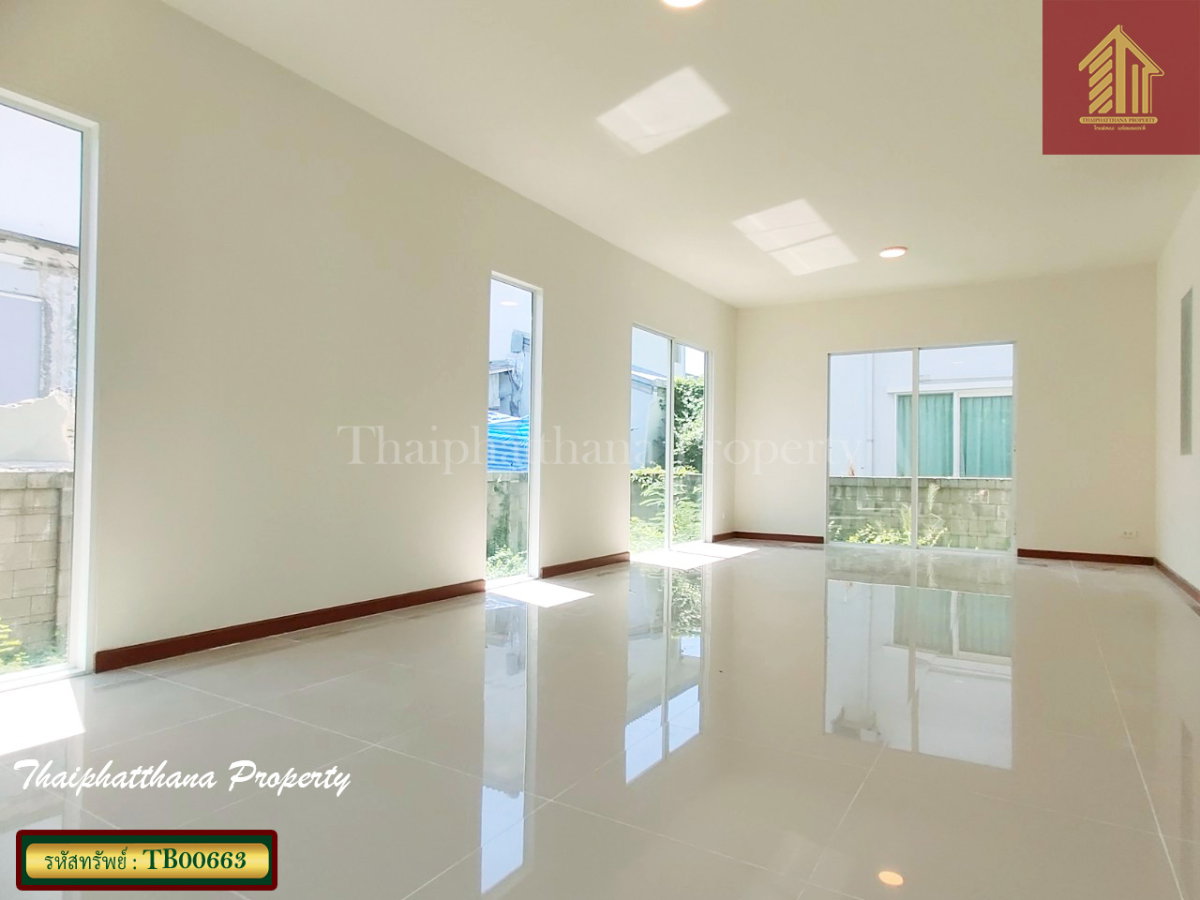 รูป หมู่บ้านคาซ่าวิลล์ บางนา-เทพารักษ์ บ้านแฝดทำเลดี ติดถนนใหญ่ รีโนเวทพร้อมอยู่ - รูปที่ 2/13