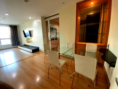 Condos for rent : 🔺 For Rent Condo LIFE @ RATCHADA - SUTHISAN Building 1, Floor 16,1 bed room, Room size 84.00 sqm