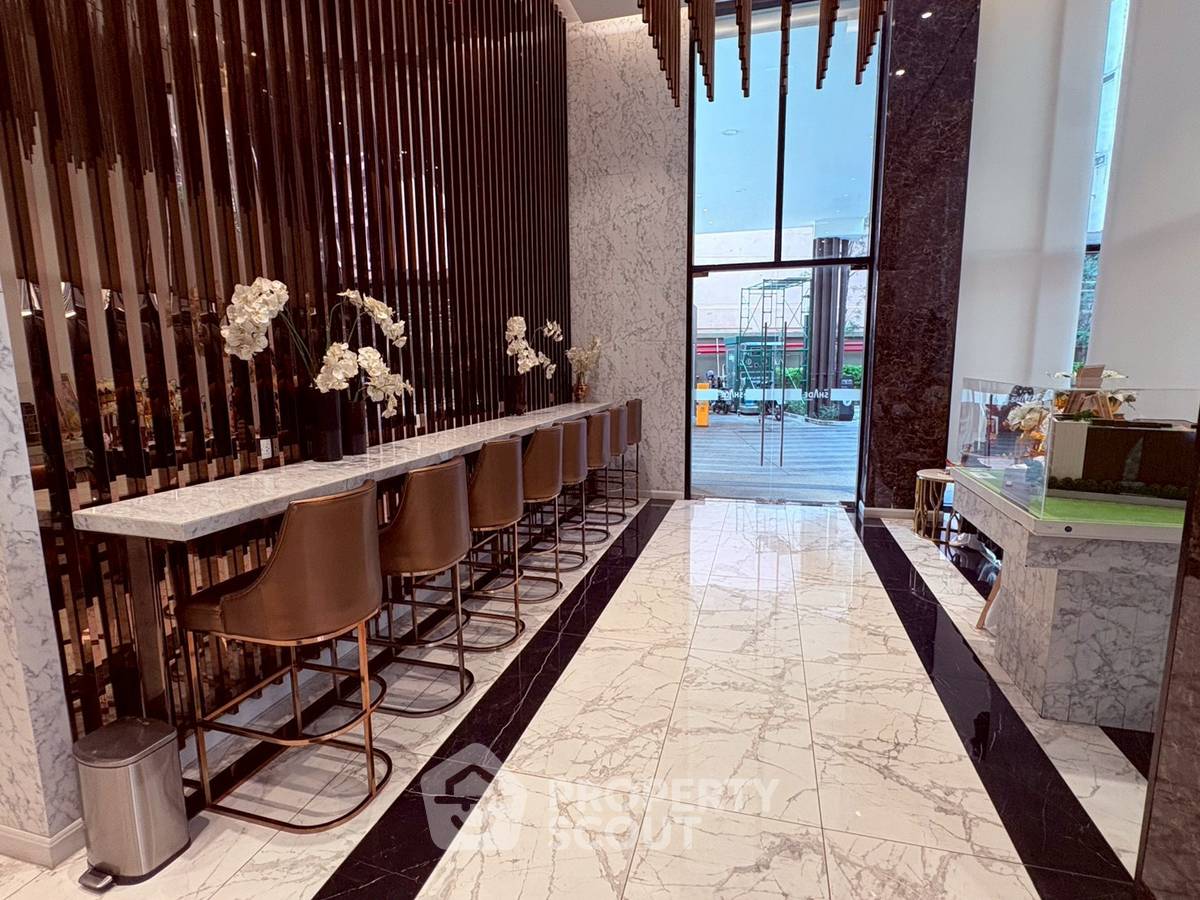 รูป คอนโด 1 ห้องนอน The Shade Sathorn 1 ขนาด 39 ตร.ม. ใกล้ MRT คลองเตย (ID 3111859) - รูปที่ 16/17