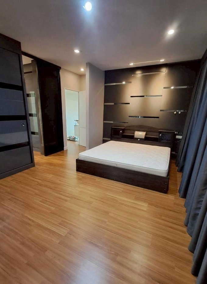 picture For Rent: Corner-unit detached house (6 rooms total) 50,000 - 4/27