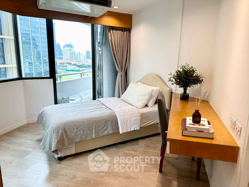 รูป คอนโด 2 ห้องนอน 84 ตร.ม. ชั้น 17 ที่ Regent Royal Place 1 ใกล้ BTS ราชดำริ 200 ม. (ID 2465813) - รูปที่ 9/15