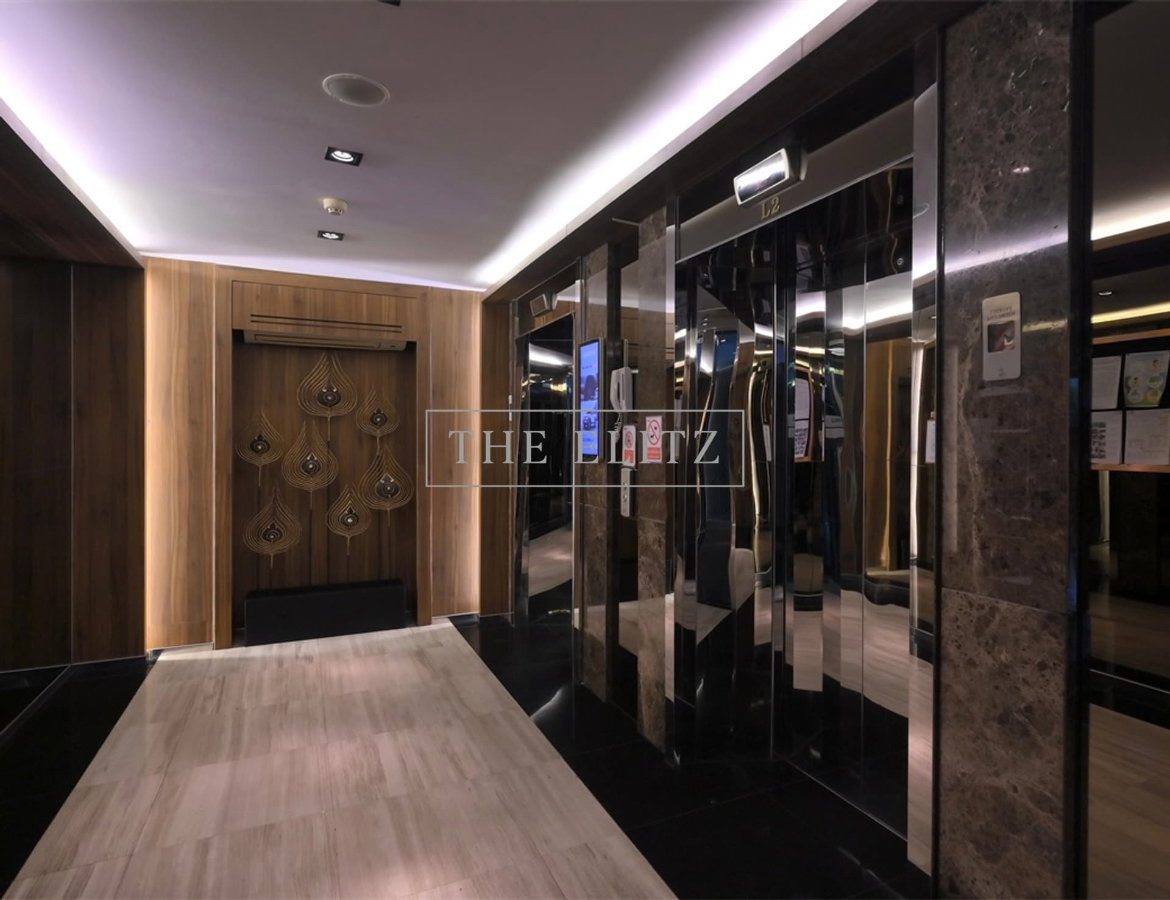 รูป ✨ Stunning Executive Panorama - Lavish High-Floor Layout in a Top-Tier Asoke High-Rise ✨ - รูปที่ 4/16