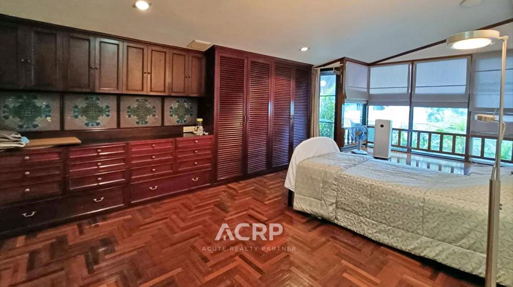 รูป Duplex Penthouse ส่วนตัวทั้งชั้น ในสุขุมวิท 24 ใกล้ BTS พร้อมพงษ์ 300 เมตร Rare Item (00158992) - รูปที่ 11/20