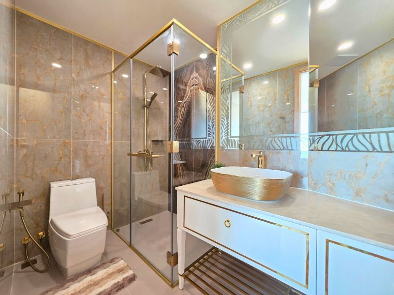 picture For Rent : Beachfront Condo 1Bed + Jacuzzi - 11/31