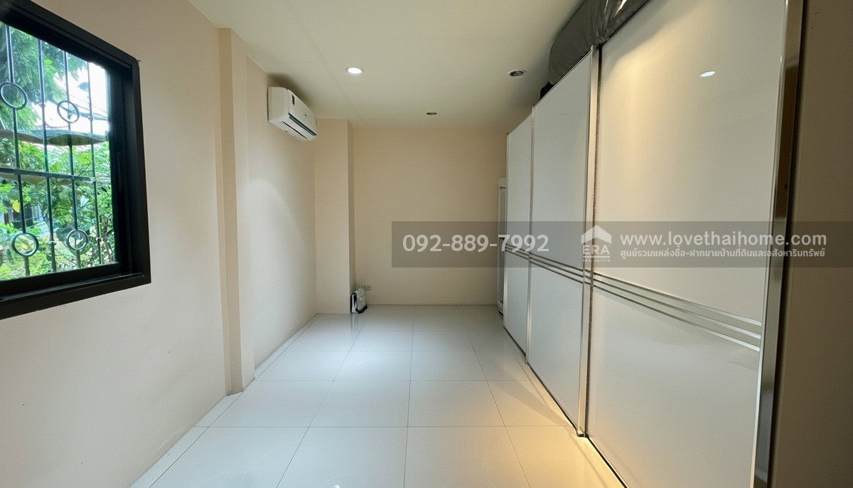 รูป ขายบ้านเดี่ยว 2 ชั้น หมู่บ้านสาริน สายลม พระราม2 ซอยเจษฎาวิถี พื้นที่ 81 ตรว. ตกแต่งสวยพร้อมอยู่ ราคาถูกมาก เพียงแค่ 5.2 ล้านบาท - รูปที่ 7/12