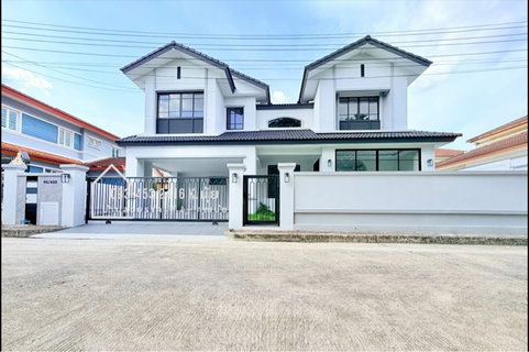 Only 10.99 million baht🔥🔥 Luxury detached house🏆[86 sq.wa.] 📍Ramintra 109 [Mandana Phraya Suren 26 Village]
