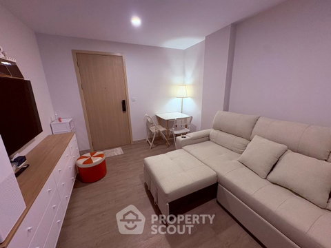 1-BR Condo, The Shade Sathorn 1, 39 Sqm Near MRT Khlong Toei (ID 3111859)