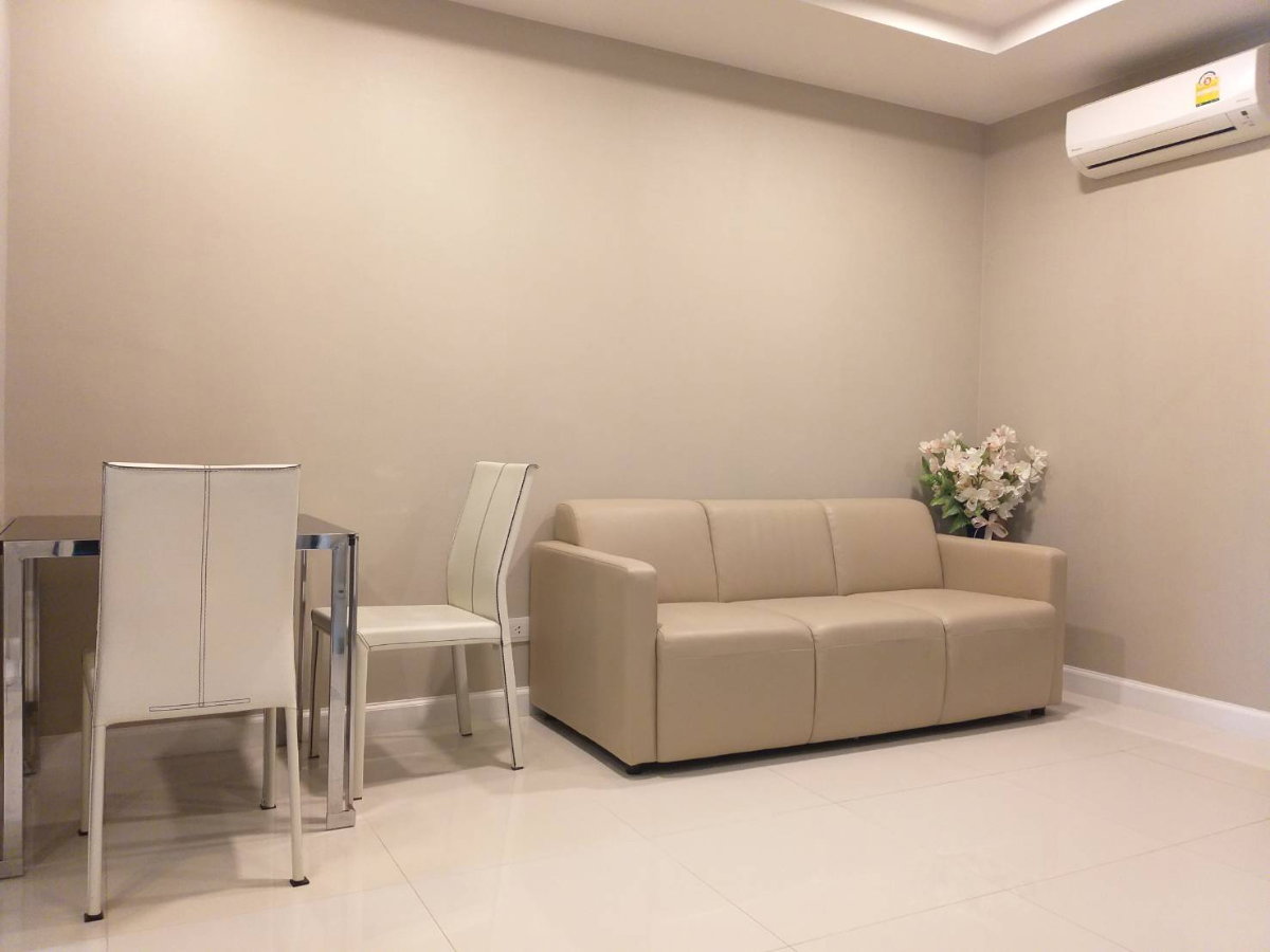 รูป ***ให้เช่าเดอะเมโทรโพลิส สำโรง คอนโดมิเนียม 1 ห้องนอน 1 ห้องน้ำ ขนาด 35 ตร.ม. ชั้น 7 ตึก C เฟอร์ครบ พร้อมเข้าอยู่ ปล่อยเช่า 11,500 บาท/เดือน - รูปที่ 3/8