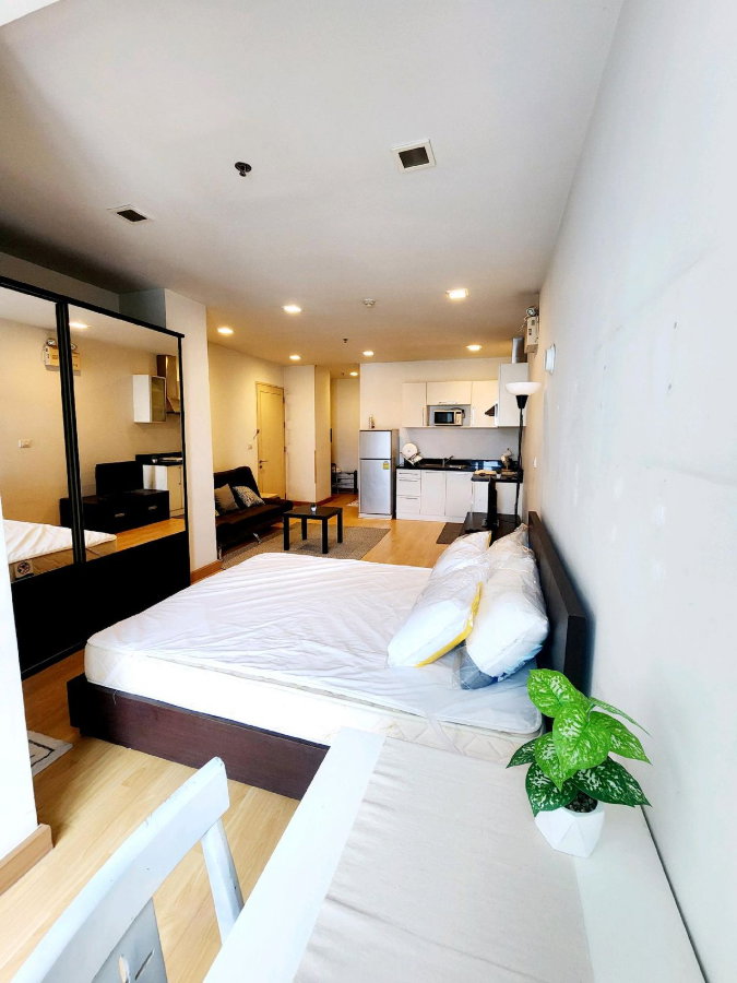 รูป 🔥 Nusasiri Grand ห้อง Studio ขนาดใหญ่ 39 ตร.ม. ติด BTS เอกมัย เพียง 18,000 บาท/เดือน พร้อมเข้าอยู่! 🏙️✨ - รูปที่ 2/6