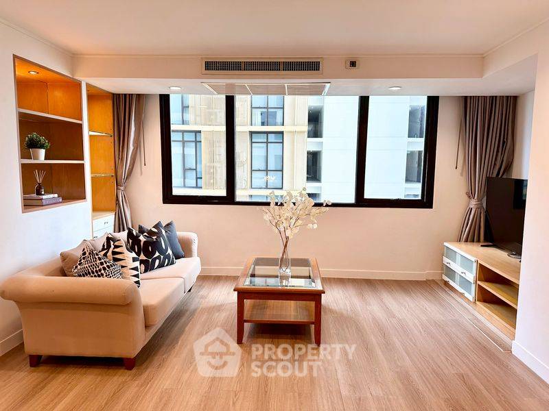 รูป คอนโด 2 ห้องนอน 84 ตร.ม. ชั้น 17 ที่ Regent Royal Place 1 ใกล้ BTS ราชดำริ 200 ม. (ID 2465813) - รูปที่ 4/15