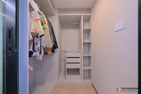SOHO Bangkok Ratchada near MRT Huai Khwang Station Great price, prime location