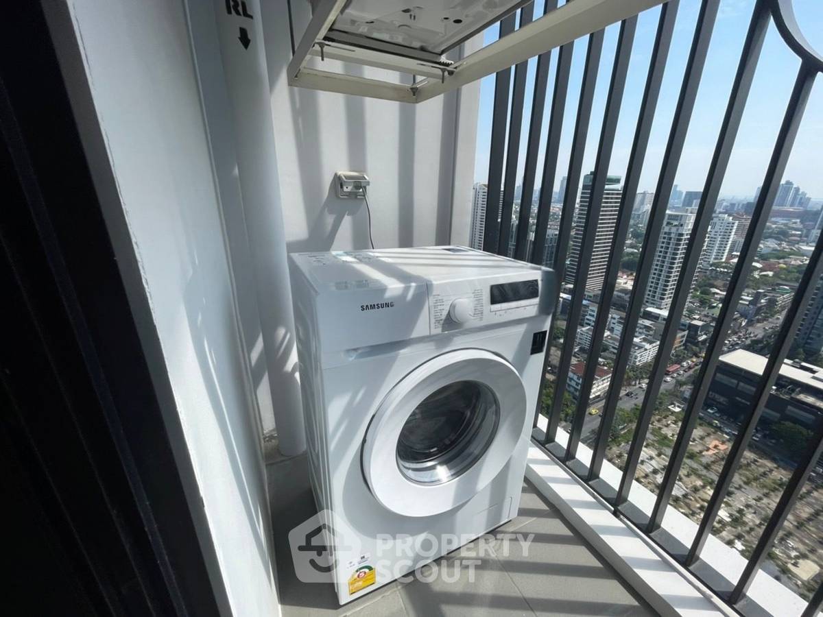 picture 1-BR 30 Sqm On 25th Floor, XT Ekkamai Near BTS Thong Lor (ID 2739460) - 8/9