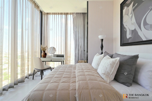Comfortable and Ready to Move-in MAZARINE Ratchayothin near BTS Ratchayothin