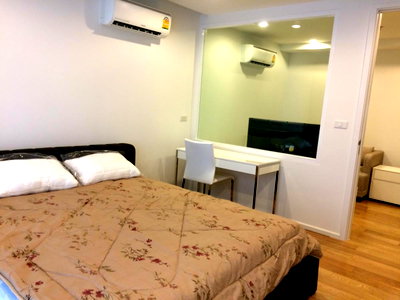 Condos for rent : 🏙️✨ FOR RENT: 15 Sukhumvit Residences — MODERN URBAN LIVING IN THE HEART OF ASOKE!  💰 Rental Price: 24,000 THB/month 