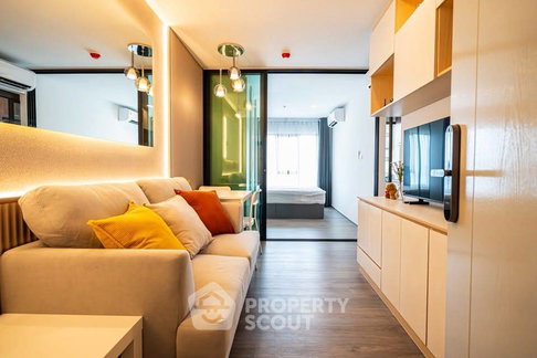 1-BR Condo On 32nd Floor, 26 Sqm | Regent Home Wutthakat • BTS Wutthakat 300m (ID 3111037)