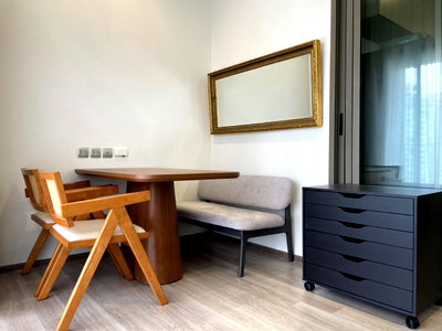 Condos for rent : 🔥For Rent📍 Rhythm Charoenkrung Pavillion 1 bed 35 Sq.m. Rent :25,000 Call/Line : 0954597992