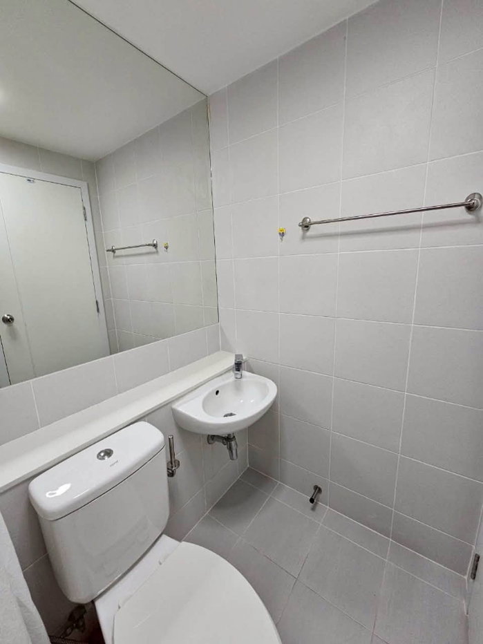 picture 🔥 The Tree Onnut Station: Beautiful room on the 7th floor, near BTS Onnut, only 14,500 THB/month! Ready to move in! 🏙️✨ - 8/8