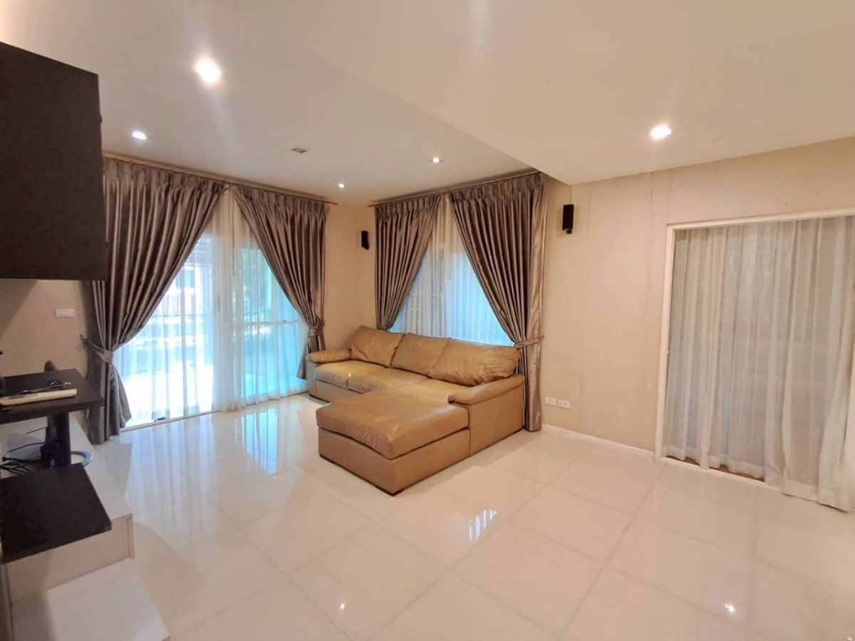 picture For Rent: Corner-unit detached house (6 rooms total) 50,000 - 10/27