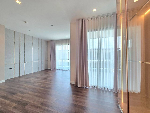 picture FOR RENT HOUSE PROPERTY 65000 BAHT per MONTH - 13/30
