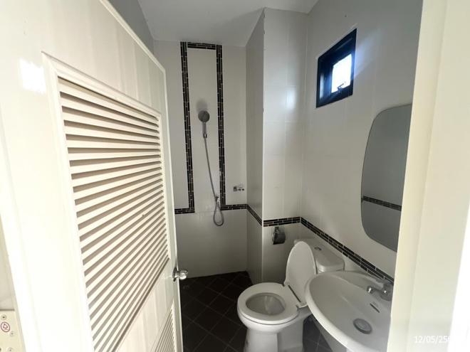 picture SHOP HOUSE 22.7 Sq.w. Muang Ubon Ratchathani Ubon Ratchathani for 3.2M - 12/32