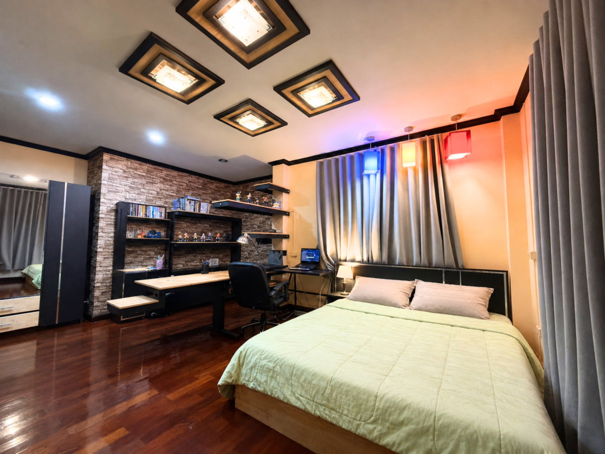 รูป ขาย บ้านเดี่ยว ร่มรื่น บรรยากาศเหมือนรีสอร์ท ติดถนนหลักของหมุ่บ้าน Natural Ville ร่มเกล้า 3 ห้องนอน 4 ห้องน้ำ 175 ตร.ว. - รูปที่ 26/32