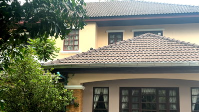 Houses for rent Bangkok : The big mansion for rent in Ladawan Village Pinklao