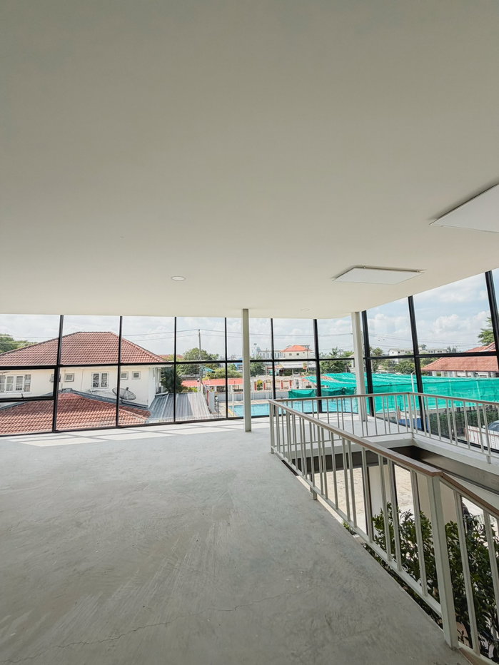 รูป ให้เช่า อาคารสำนักงาน 2 ชั้น Modern Glass ใกล้ชวนชื่น ปิ่นเกล้า | 180 ตร.ม. | เริ่ม 50,000 บาท - รูปที่ 10/14