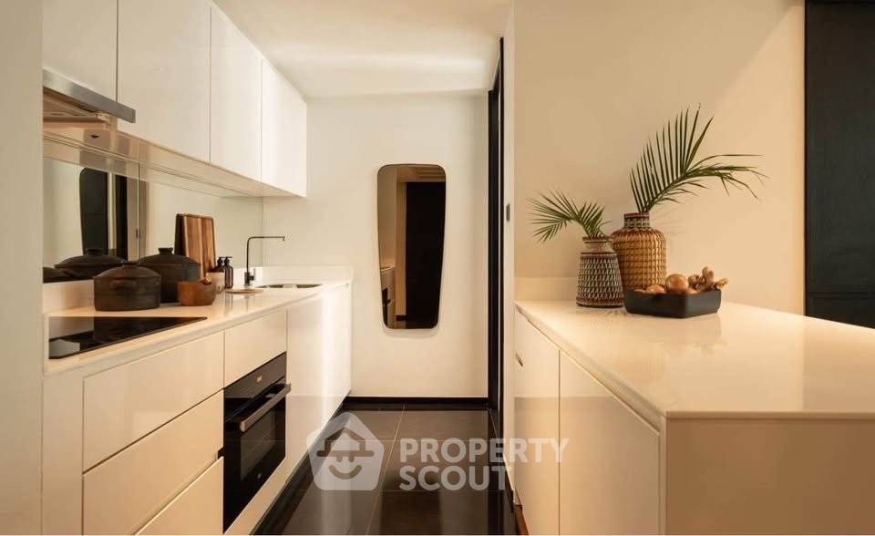 picture 1-BR 70 Sqm Condo At The Private Residence Rajdamri, 400m to BTS Ratchadamri (ID 2969797) - 5/13