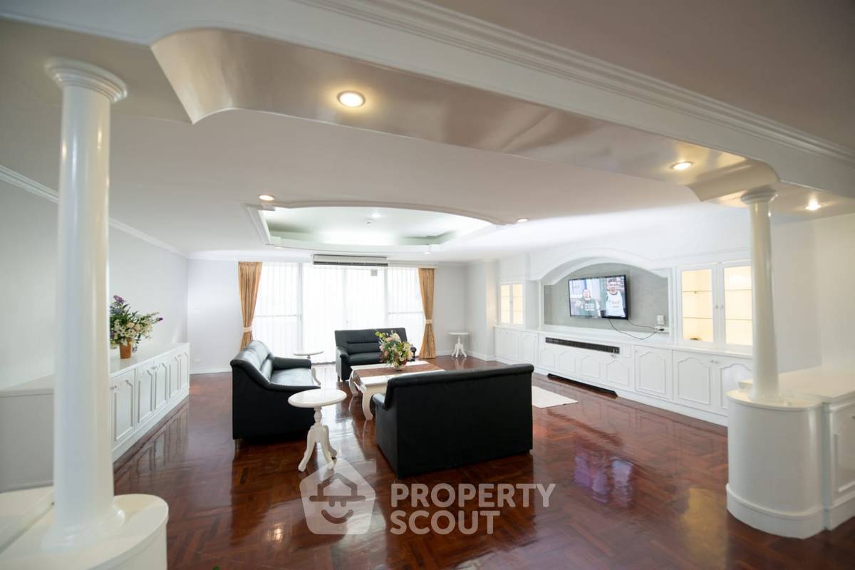 รูป คอนโด 3 ห้องนอน 350 ตร.ม. Pet Friendly โอเรียนทอล ทาวเวอร์ส ใกล้ BTS เอกมัย (ID 3112023) - รูปที่ 20/21