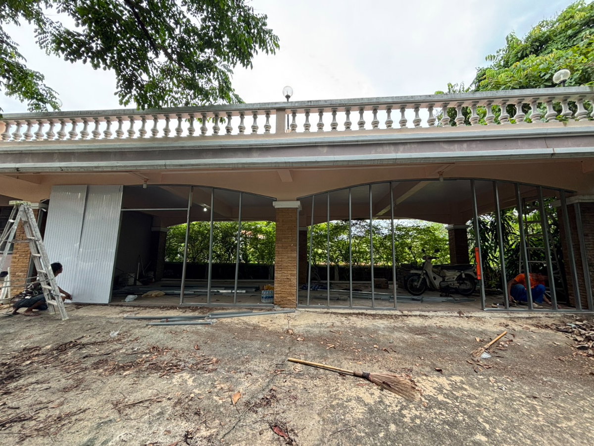 รูป บ้านใหญ่ ใจกลางหมู่บ้านลดาวัลย์ ปิ่นเกล้า บนพื้นที่ 1 ไร่ครึ่ง - รูปที่ 9/9