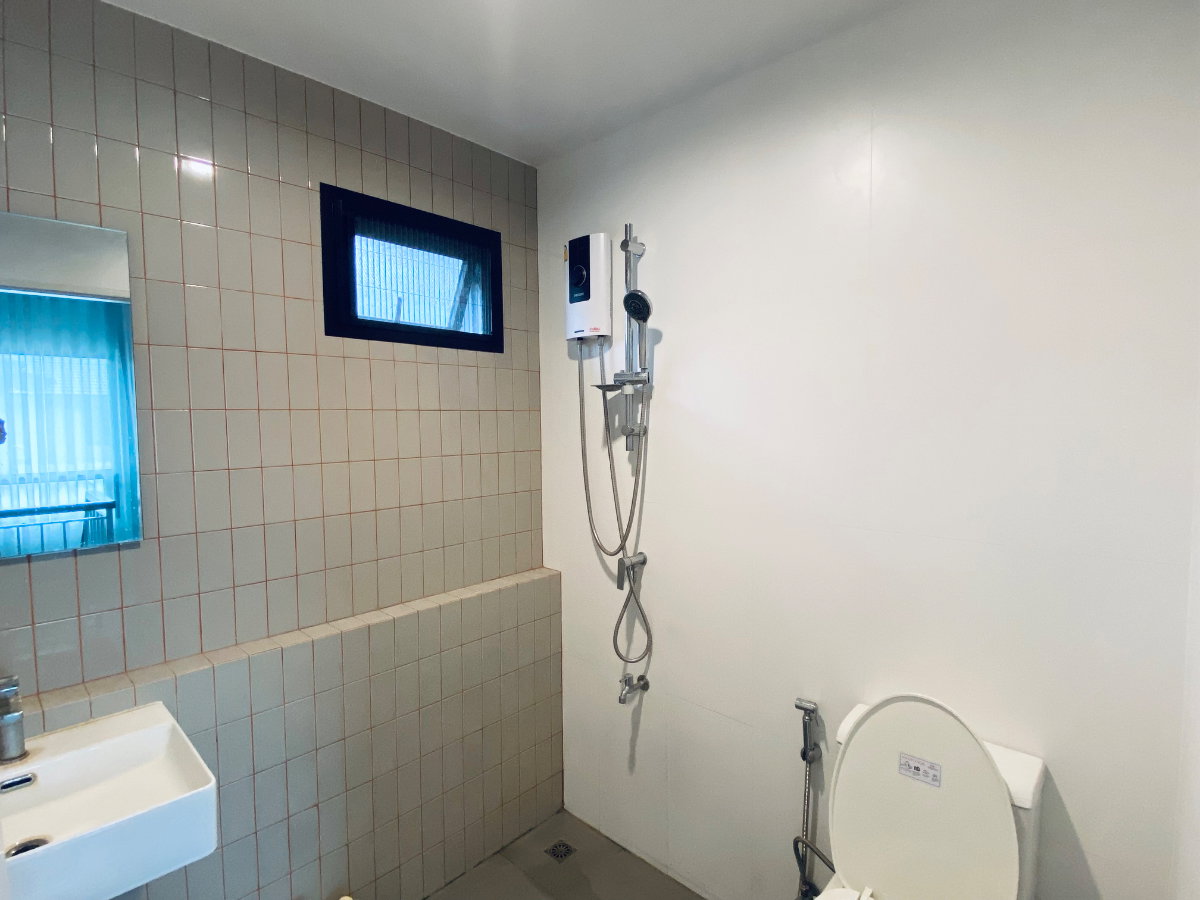 picture House for rent near expressway and red-line sky trains, ready to move in - 13/17