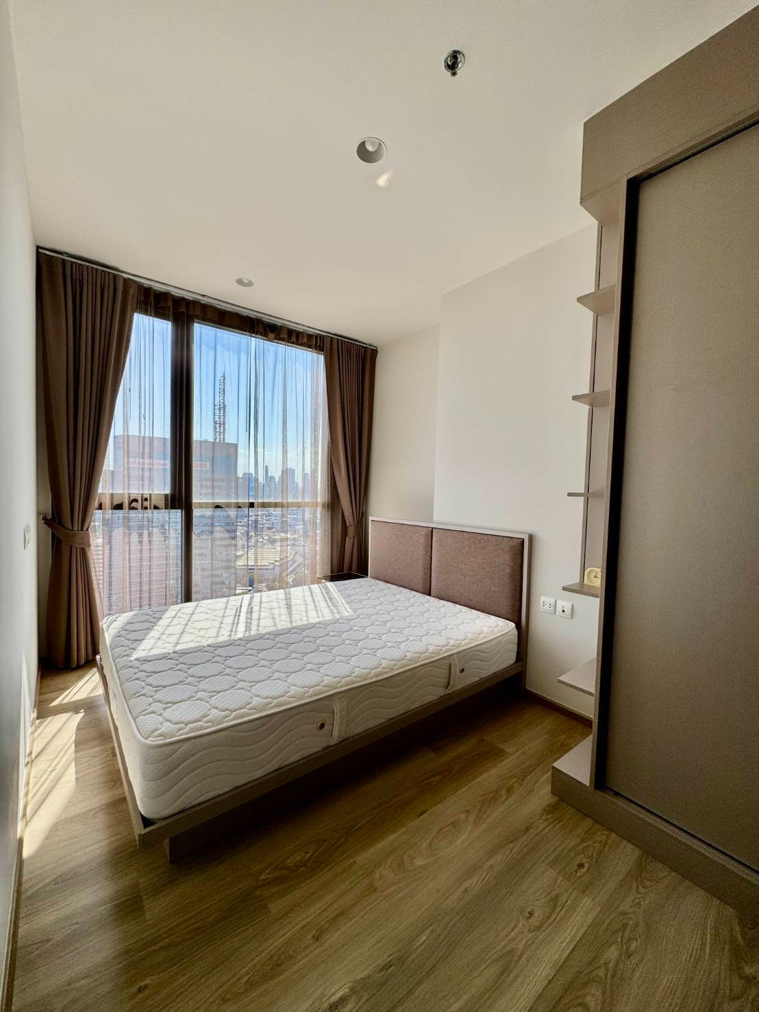 🌆 ให้เช่า: OKA HAUS Sukhumvit 36 – เพียง 500 ม. ถึง อาคารมาลีนนท์ | คอนโดสวยใจกลางพระราม 4 @90condo 🌃