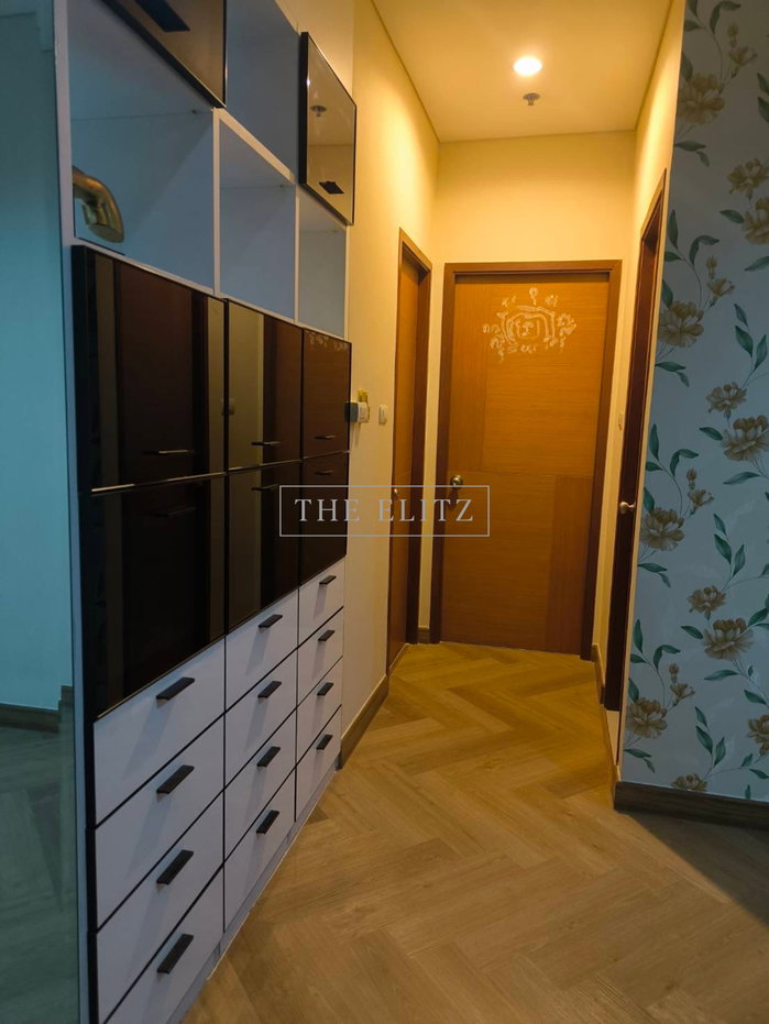 picture ✨ Seamless Transit Convenience - Stylish High-Floor Suite Perfect for Daily Commuters ✨ - 3/16