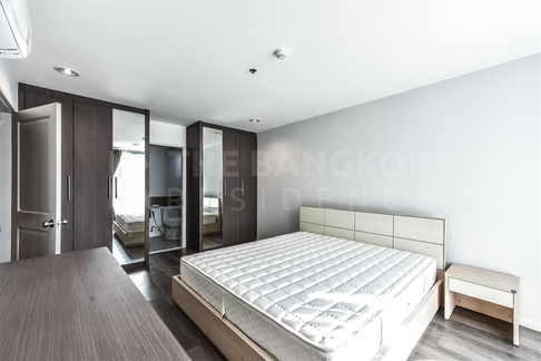 Serene Place near BTS Phrom Phong Comfortable and Ready to Move-in